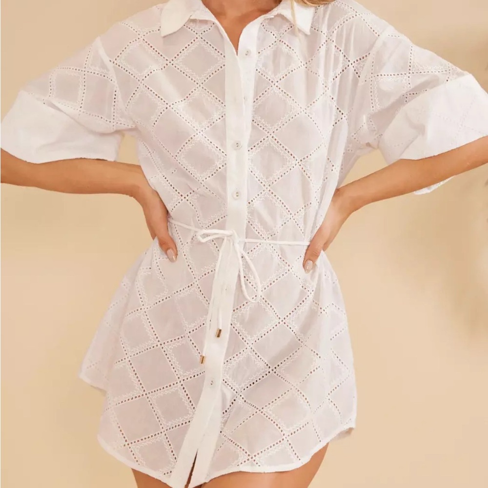 NWT MINKPINK White Eyelet Button-Up Cover-Up Dress